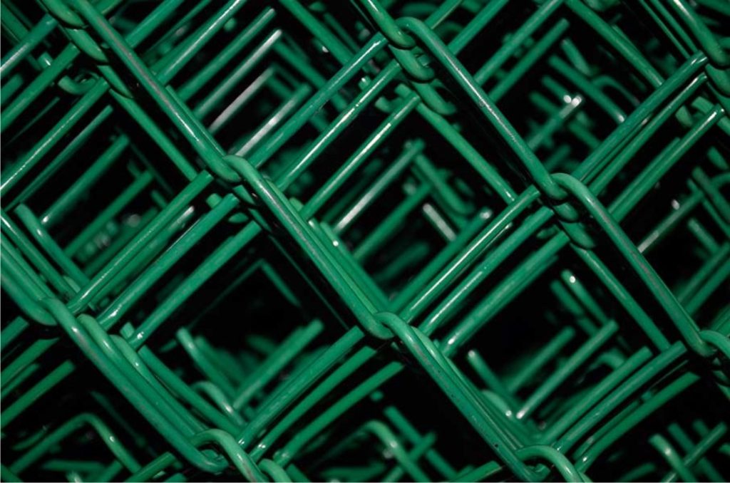 آیا فنس PVC روکشدار در برابر آتش مقاوم است؟ حقیقتی که فروشندگان نمیگویند! آیا فنس PVC روکشدار در برابر آتش مقاوم است؟ حقیقتی که فروشندگان نمیگویند!
