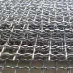 آیا فنس توری در برابر آتش‌سوزی مقاوم است؟ (راهنمای ایمنی برای صنایع)